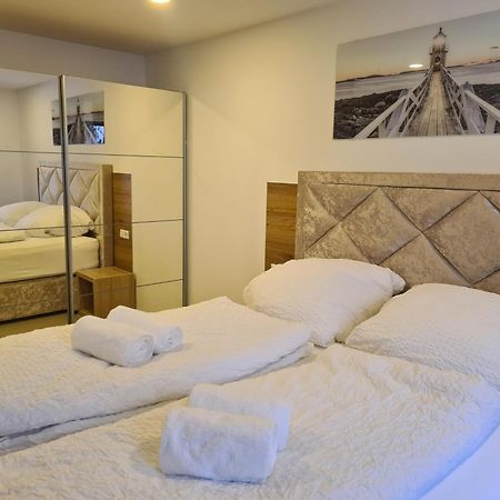 Wellandhome Aalen Bagian luar foto